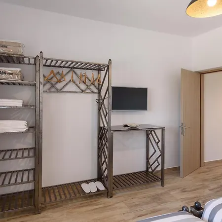 Zeus & Dione Luxury Villa Lagolion
