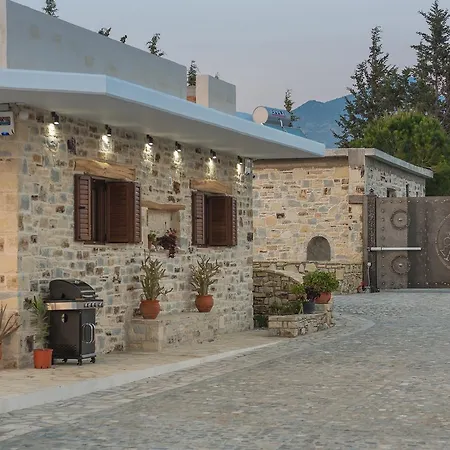 Villa Zeus & Dione Luxury Lagolion