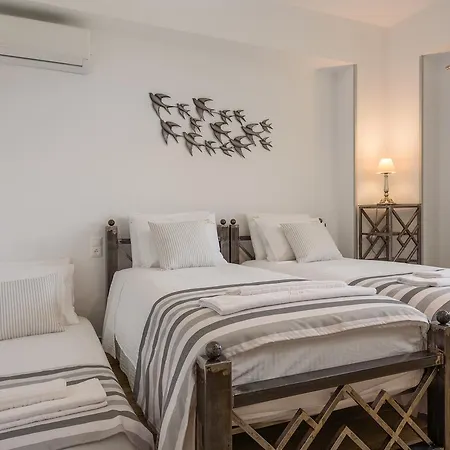 Villa Zeus & Dione Luxury Lagolion