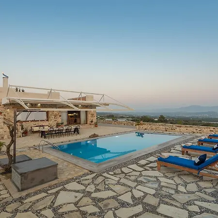 Zeus & Dione Luxury Villa *